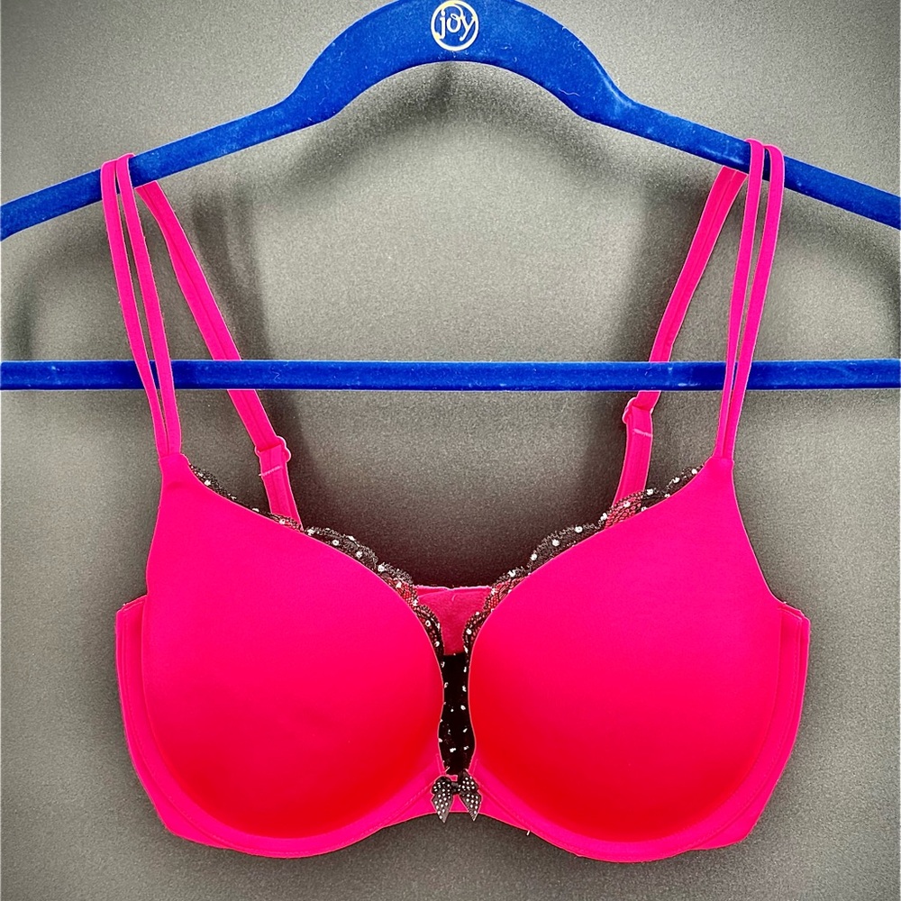 Victoria’s Secret Very Sexy Push-up Bra | 34D | Barbie Pink w Black Lace Trim